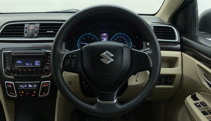 2016 Maruti Ciaz VDI+ SHVS, Diesel, Manual, 79,597 km, Steering Wheel Close Up