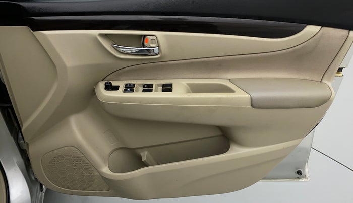 2016 Maruti Ciaz VDI+ SHVS, Diesel, Manual, 79,597 km, Driver Side Door Panels Control