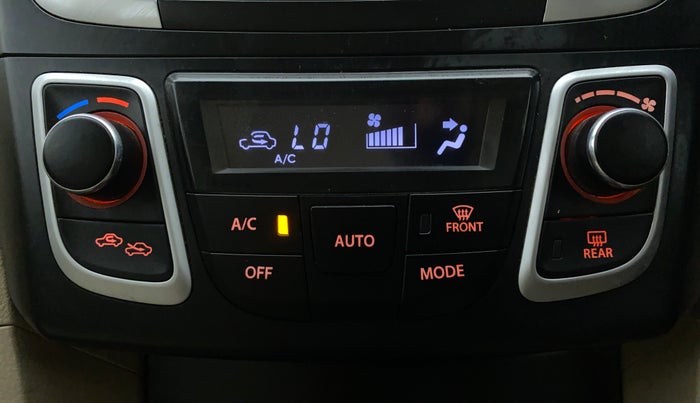 2016 Maruti Ciaz VDI+ SHVS, Diesel, Manual, 79,597 km, Automatic Climate Control