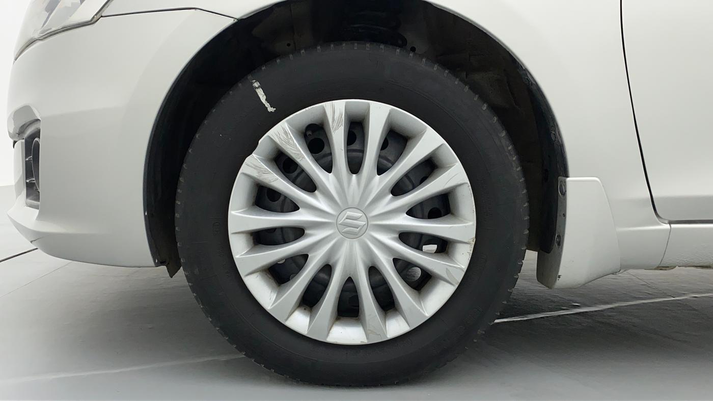 2016 Maruti Ciaz VDI+ SHVS, Diesel, Manual, 79,597 km, Left Front Wheel