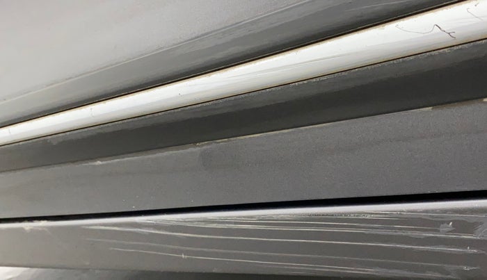 2017 Maruti Baleno DELTA PETROL 1.2, Petrol, Manual, 49,903 km, Left running board - Minor scratches