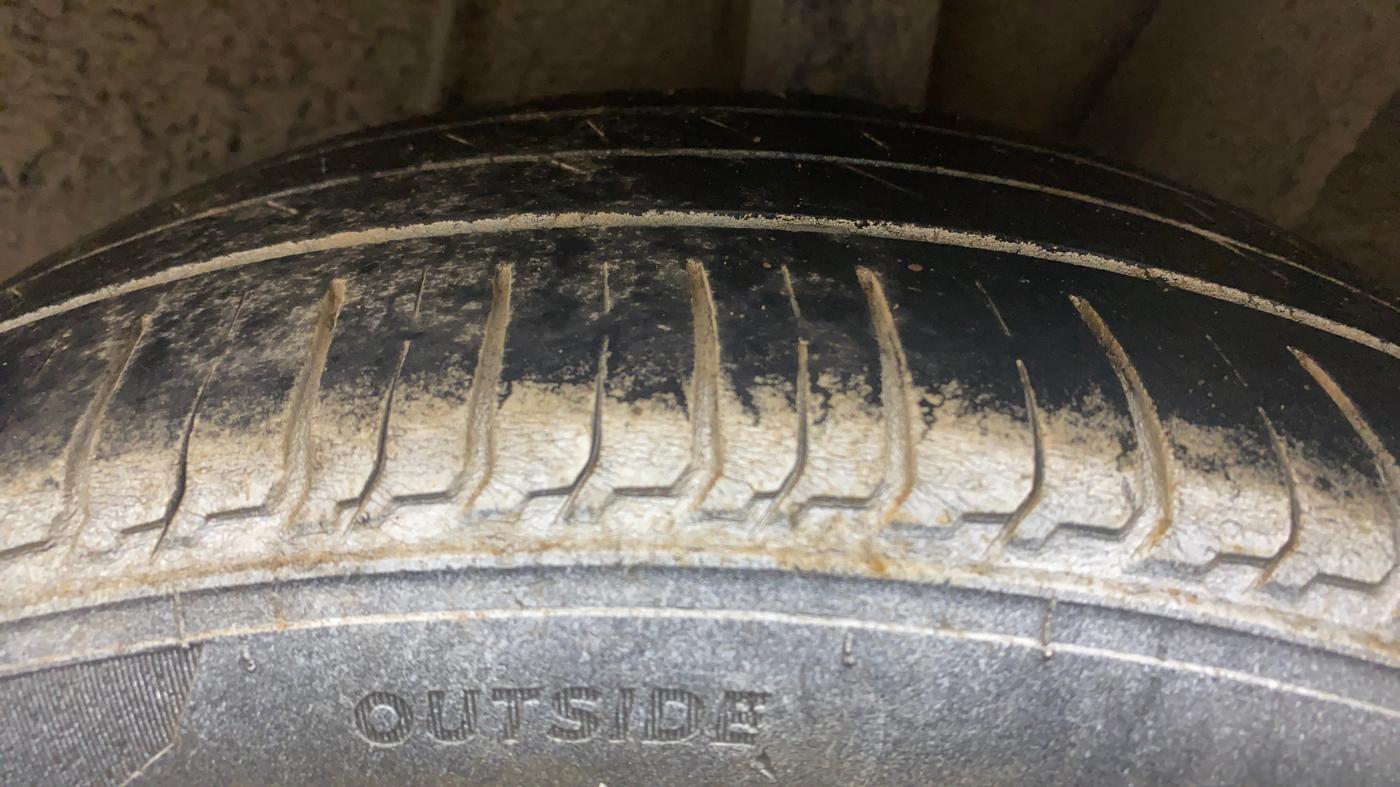 2019 Hyundai GRAND I10 NIOS ASTA 1.2 KAPPA VTVT, Petrol, Manual, 1,05,206 km, Left Rear Tyre Tread