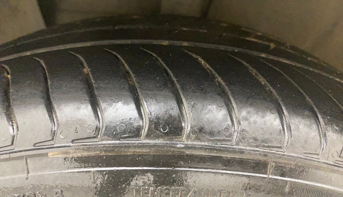 2019 Hyundai GRAND I10 NIOS ASTA 1.2 KAPPA VTVT, Petrol, Manual, 1,05,170 km, Left Front Tyre Tread