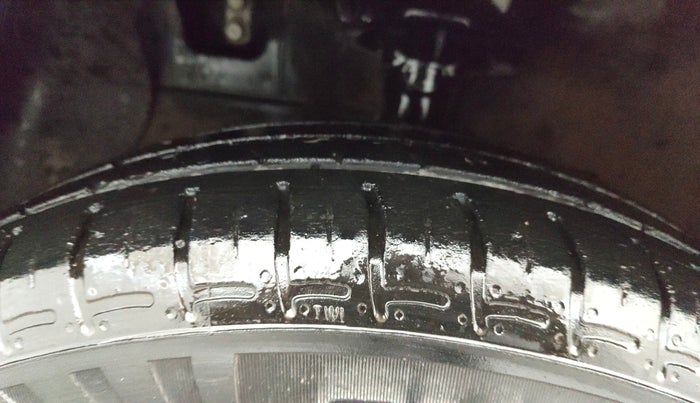 2021 Hyundai GRAND I10 NIOS SPORTZ 1.2 KAPPA VTVT, Petrol, Manual, 41,658 km, Left Front Tyre Tread