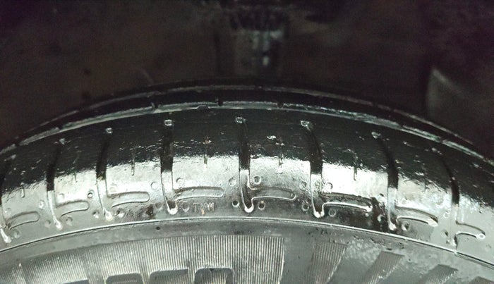 2021 Hyundai GRAND I10 NIOS SPORTZ 1.2 KAPPA VTVT, Petrol, Manual, 41,658 km, Right Front Tyre Tread