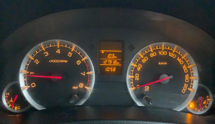 2013 Maruti Swift VXI, Petrol, Manual, 1,27,918 km, Odometer Image