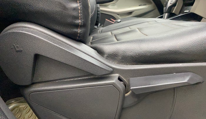 2014 Ford Ecosport TITANIUM 1.5L PETROL AT, Petrol, Automatic, 92,589 km, Driver Side Adjustment Panel