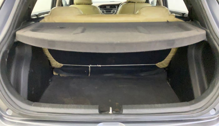 2016 Hyundai Elite i20 SPORTZ 1.2, Petrol, Manual, 40,620 km, Boot Inside