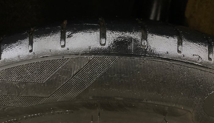 2017 Maruti Baleno ZETA PETROL 1.2, Petrol, Manual, 83,512 km, Left Rear Tyre Tread