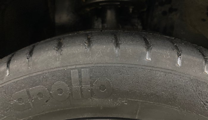 2017 Maruti Baleno ZETA PETROL 1.2, Petrol, Manual, 83,512 km, Right Front Tyre Tread