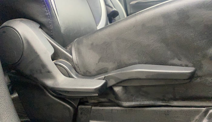 2021 Maruti XL6 ZETA MT, Petrol, Manual, 83,481 km, Driver Side Adjustment Panel