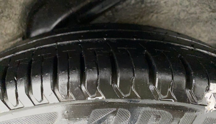 2009 Hyundai i10 MAGNA 1.2, Petrol, Manual, 66,051 km, Left Rear Tyre Tread