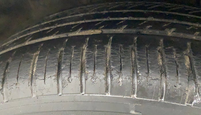 2010 Honda City 1.5L I-VTEC E MT, Petrol, Manual, 67,900 km, Right Front Tyre Tread