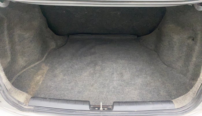 2010 Honda City 1.5L I-VTEC E MT, Petrol, Manual, 67,900 km, Boot Inside