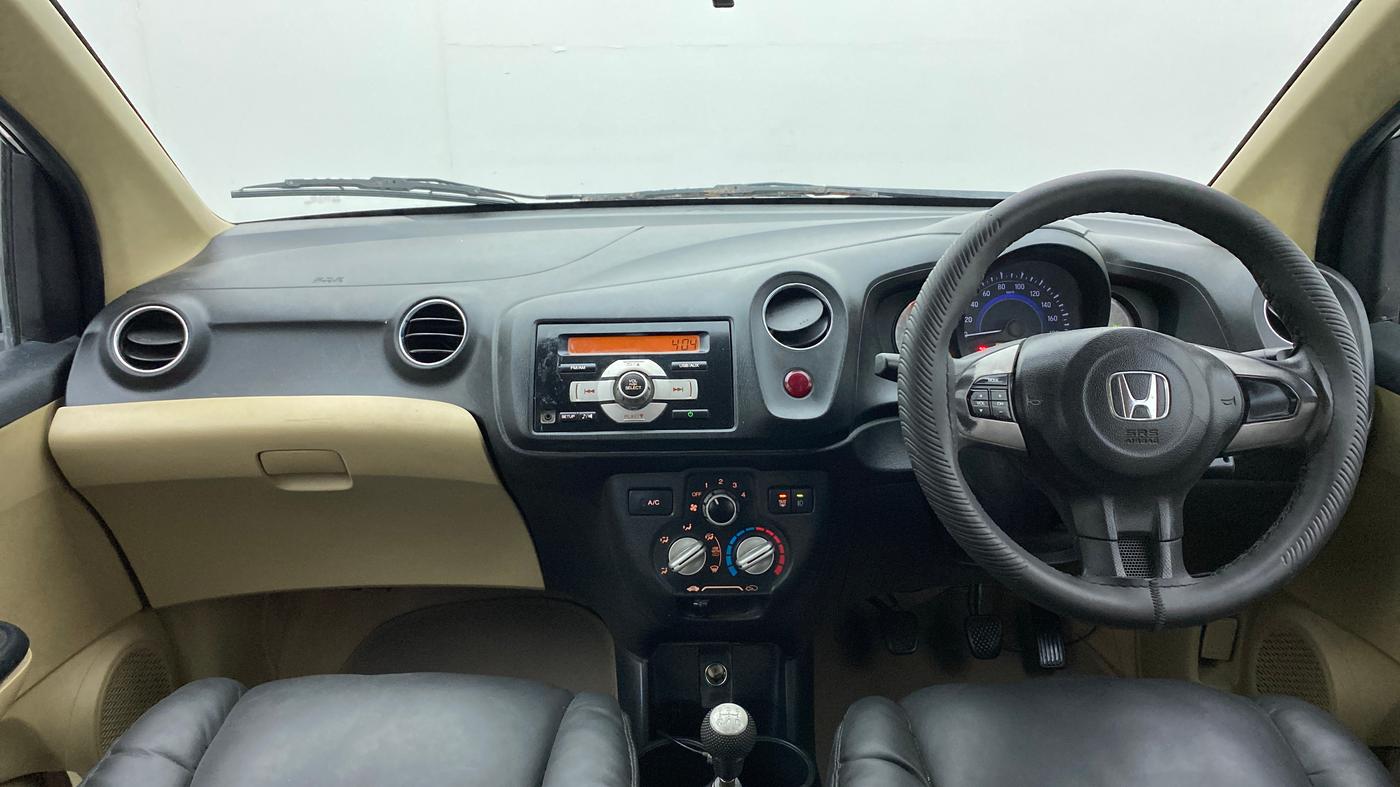 2015 Honda Brio VX MT, Petrol, Manual, 82,956 km, Dashboard