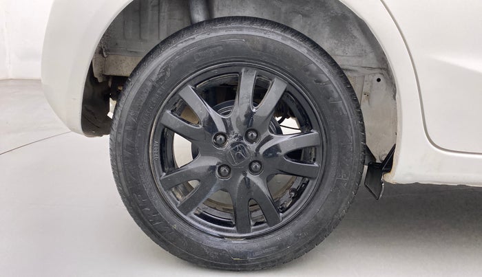 2015 Honda Brio VX MT, Petrol, Manual, 82,956 km, Right Rear Wheel