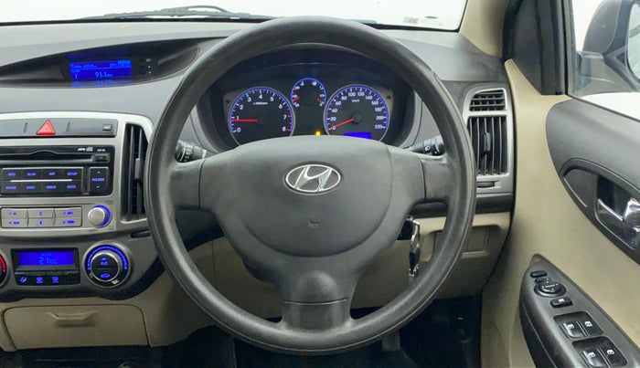 2014 Hyundai i20 MAGNA (O) 1.2, Petrol, Manual, 36,376 km, Steering Wheel Close Up