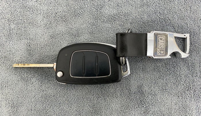 2014 Hyundai i20 MAGNA (O) 1.2, Petrol, Manual, 36,376 km, Key Close Up