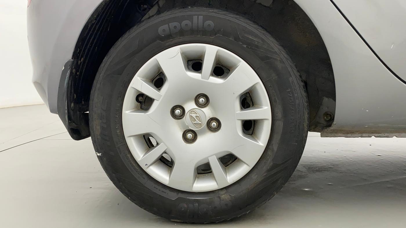 2014 Hyundai i20 MAGNA (O) 1.2, Petrol, Manual, 36,376 km, Right Rear Wheel