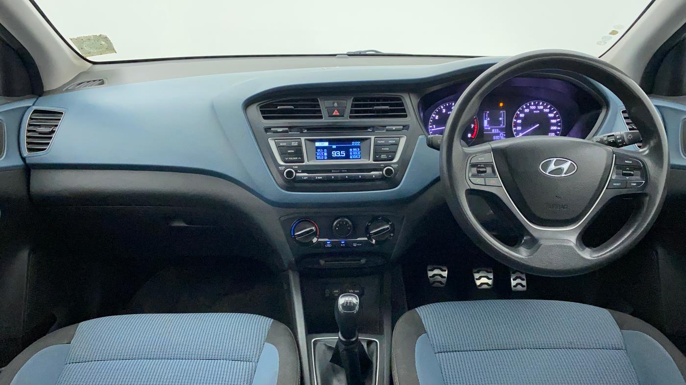 2015 Hyundai i20 Active 1.2 S, Petrol, Manual, 69,077 km, Dashboard