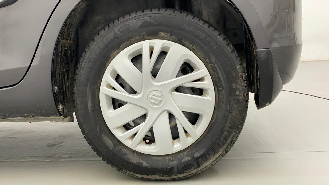 2017 Maruti Swift VXI, Petrol, Manual, 67,043 km, Left Rear Wheel