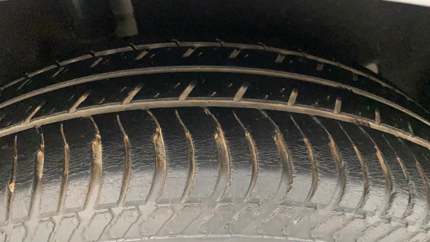 2016 Ford Ecosport TITANIUM 1.5L PETROL AT, Petrol, Automatic, 56,511 km, Right Rear Tyre Tread