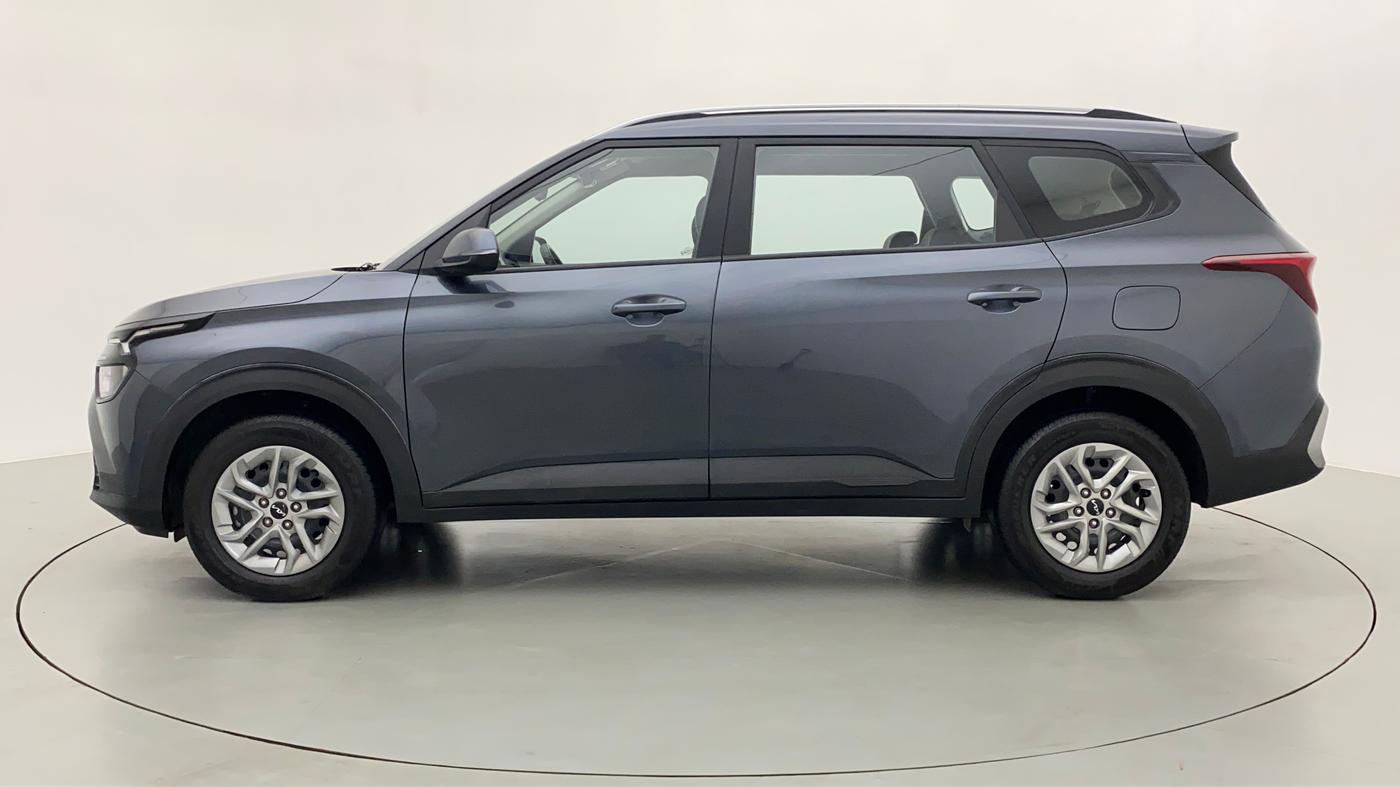 2022 KIA CARENS PRESTIGE 1.4 PETROL 7 STR, Petrol, Manual, 9,956 km, Left Side