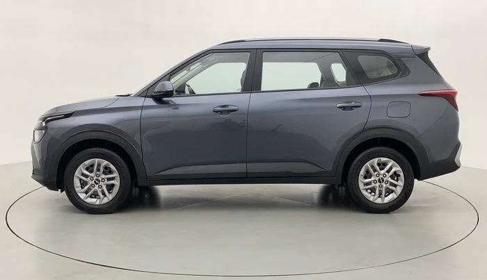 2022 KIA CARENS PRESTIGE 1.4 PETROL 7 STR, Petrol, Manual, 9,956 km, Left Side