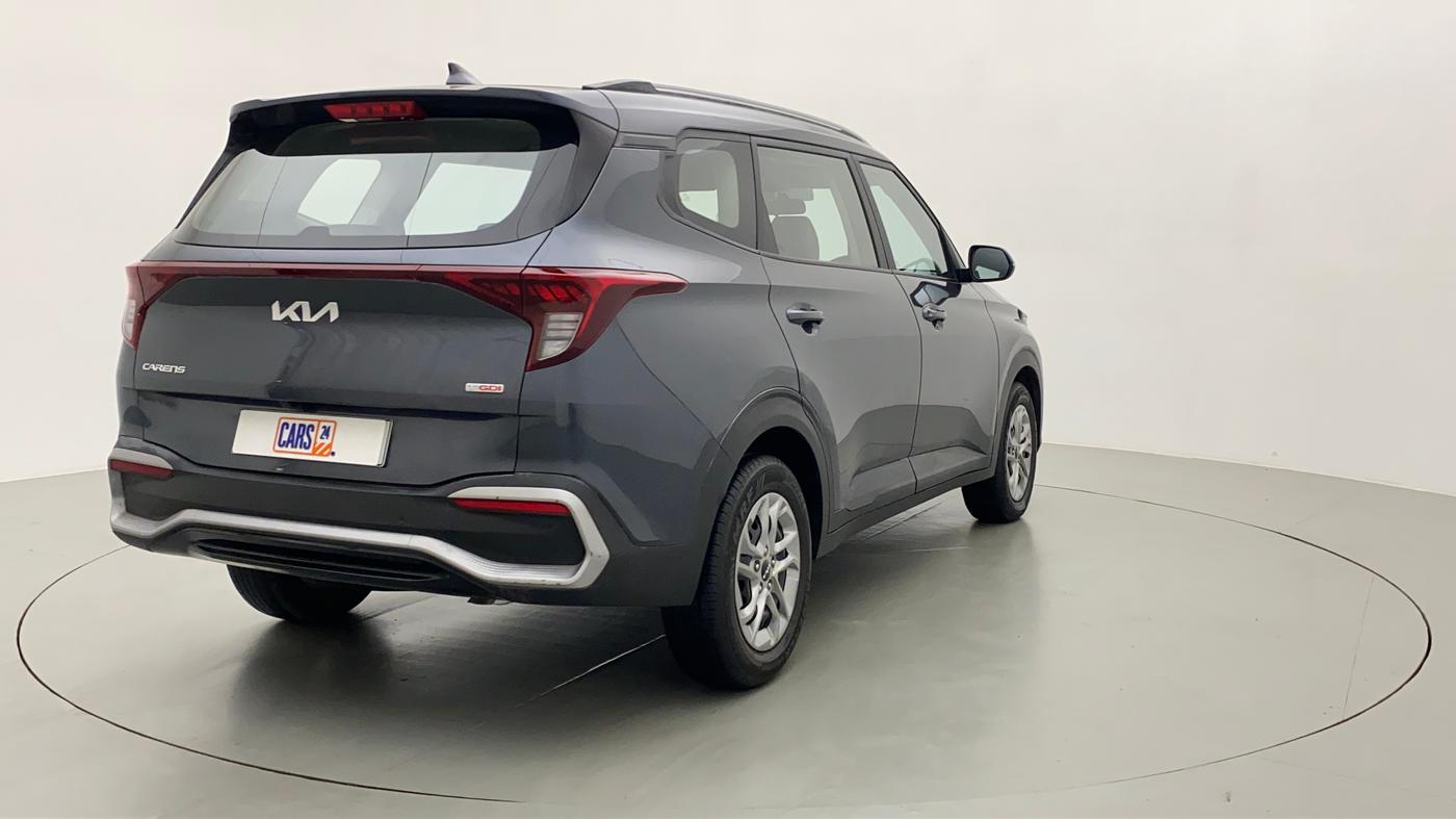 2022 KIA CARENS PRESTIGE 1.4 PETROL 7 STR, Petrol, Manual, 9,956 km, Right Back Diagonal