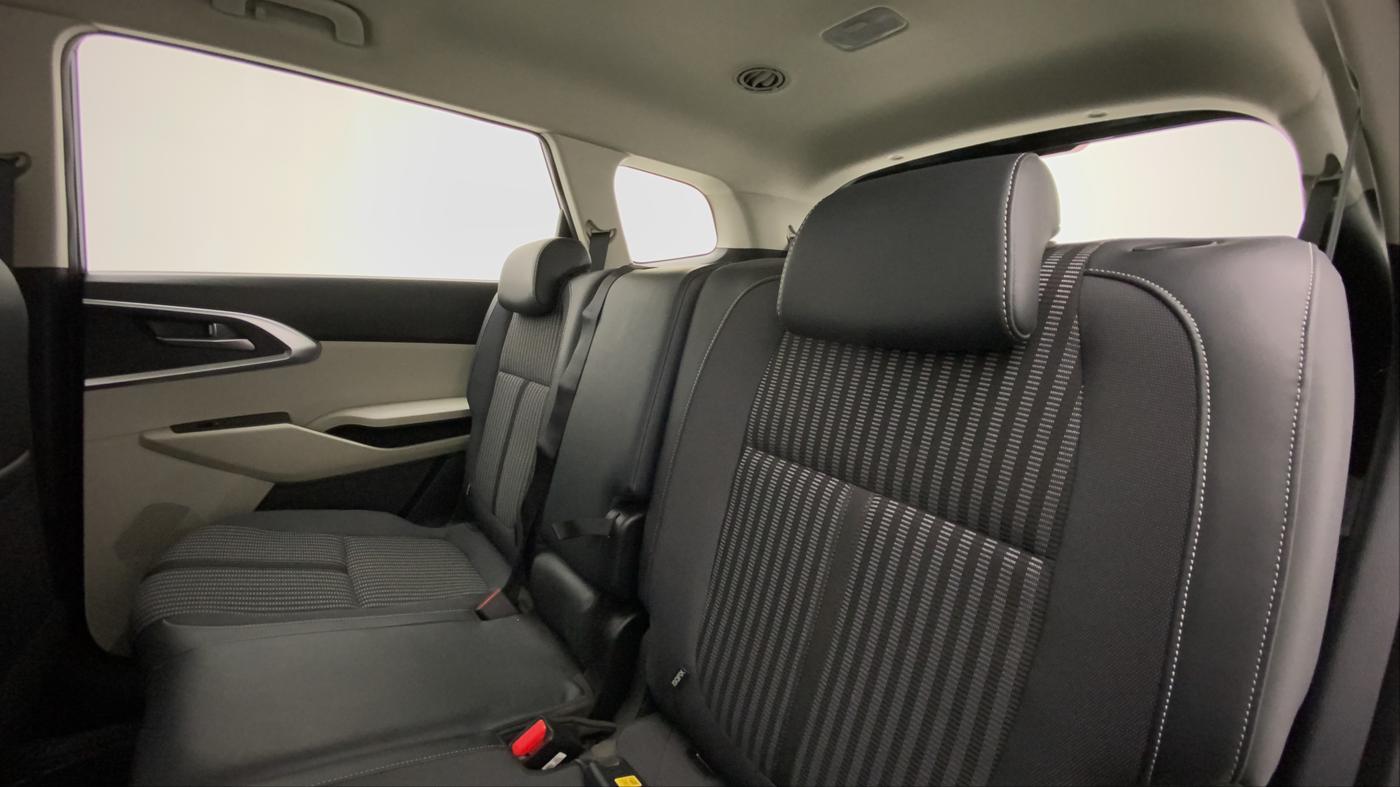 2022 KIA CARENS PRESTIGE 1.4 PETROL 7 STR, Petrol, Manual, 9,956 km, Right Side Rear Door Cabin