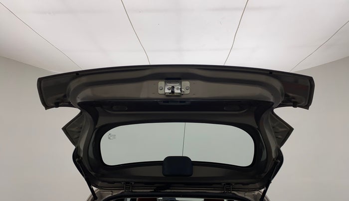2016 Renault Kwid RXT 0.8, Petrol, Manual, 45,277 km, Boot Door Open