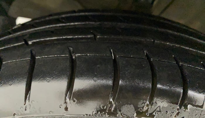 2019 Maruti Dzire VXI, Petrol, Manual, 48,864 km, Left Front Tyre Tread
