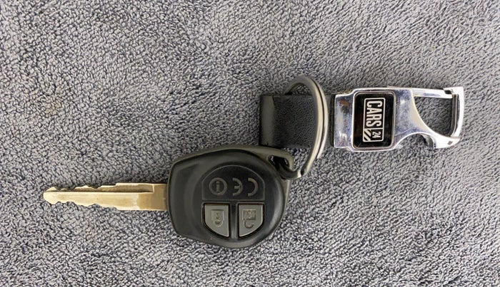 2019 Maruti Dzire VXI, Petrol, Manual, 48,864 km, Key Close Up