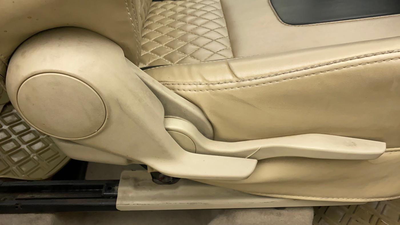 2019 Maruti Dzire VXI, Petrol, Manual, 48,864 km, Driver Side Adjustment Panel