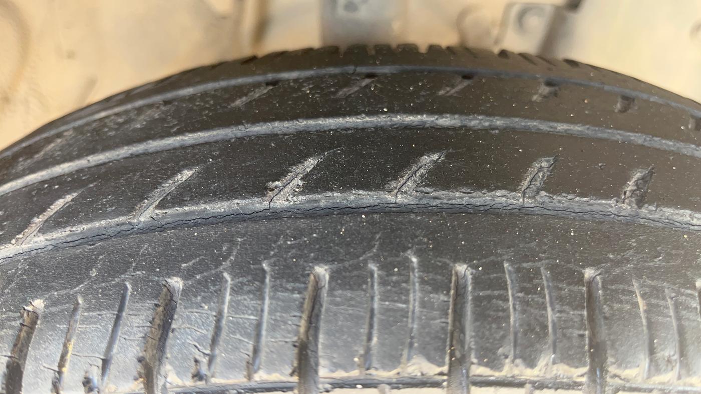 2014 Nissan Micra Active XV, Petrol, Manual, 78,532 km, Right Front Tyre Tread