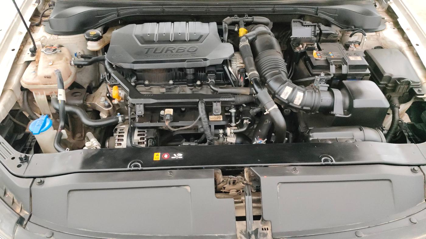 2024 Hyundai Verna SX (O) 1.5 TURBO PETROL DCT, Petrol, Automatic, 55,957 km, Engine View