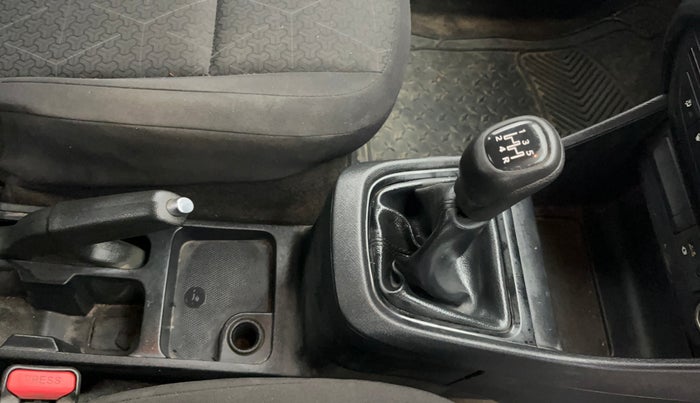 2023 Tata PUNCH ADVENTURE MT, Petrol, Manual, 45,998 km, Gear Lever