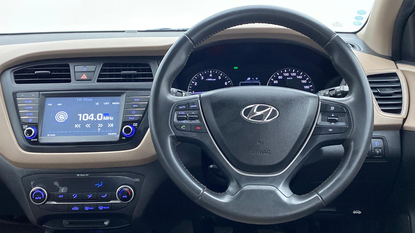 2017 Hyundai Elite i20 ASTA 1.2 (O), Petrol, Manual, 35,995 km, Steering Wheel Close Up