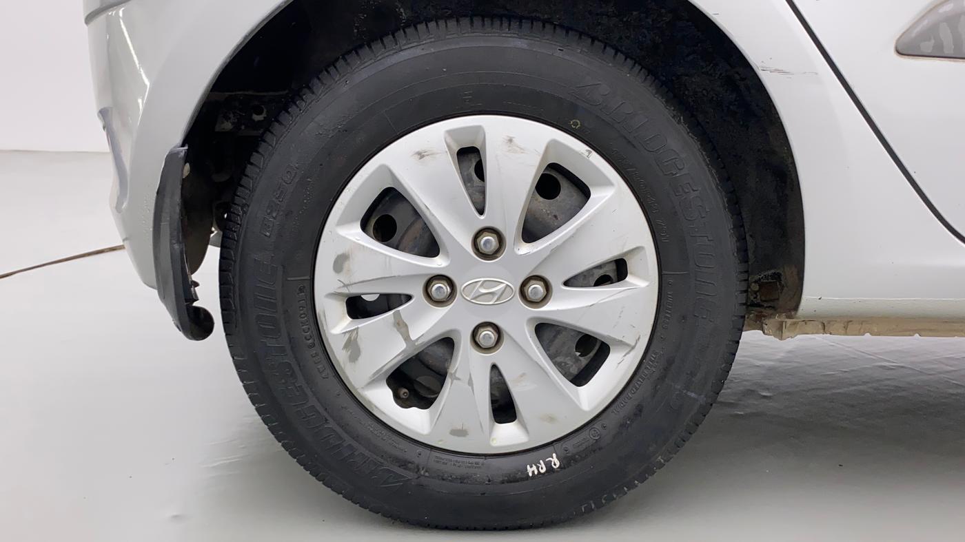 2011 Hyundai i10 MAGNA 1.2, Petrol, Manual, 60,372 km, Right Rear Wheel