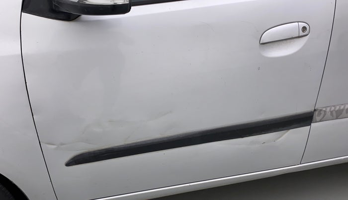 2011 Hyundai i10 MAGNA 1.2, Petrol, Manual, 60,372 km, Front passenger door - Minor scratches