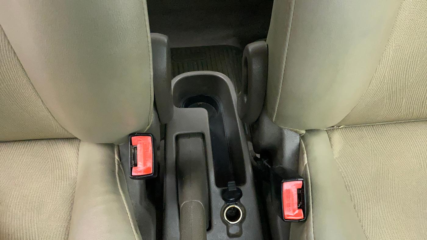 2011 Hyundai i10 MAGNA 1.2, Petrol, Manual, 60,372 km, Driver Side Adjustment Panel