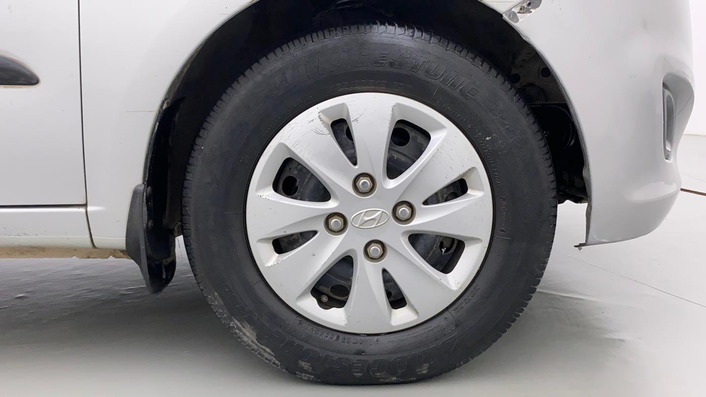 2011 Hyundai i10 MAGNA 1.2, Petrol, Manual, 60,372 km, Right Front Wheel