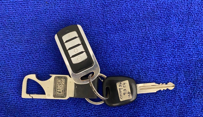 2015 Maruti Alto K10 VXI, Petrol, Manual, 27,789 km, Key Close Up
