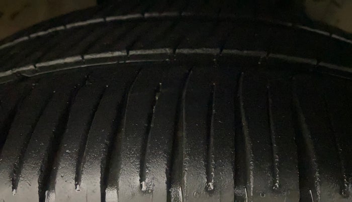 2015 Honda Jazz 1.2L I-VTEC SV, Petrol, Manual, 51,622 km, Right Front Tyre Tread