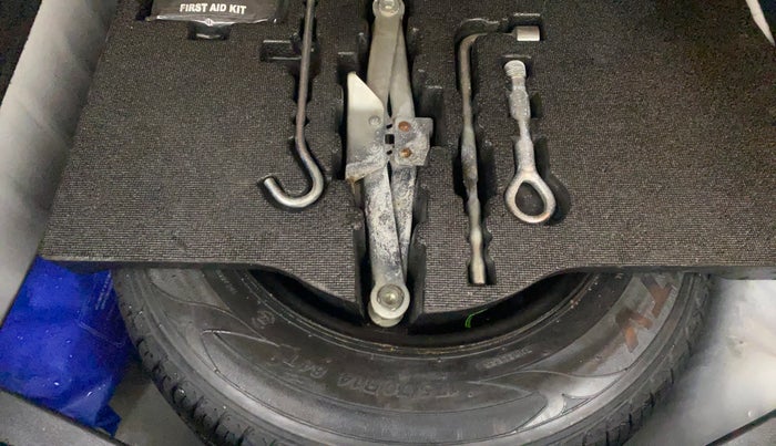 2015 Honda Jazz 1.2L I-VTEC SV, Petrol, Manual, 51,622 km, Spare Tyre