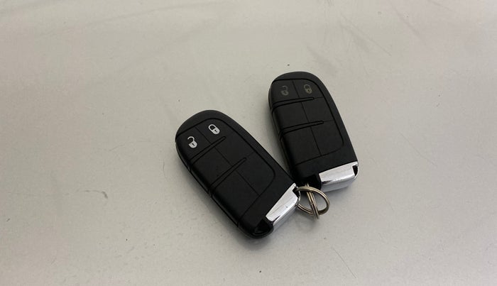 2017 Jeep Compass LIMITED 2.0 DIESEL 4X4, Diesel, Manual, 66,425 km, Key Close Up