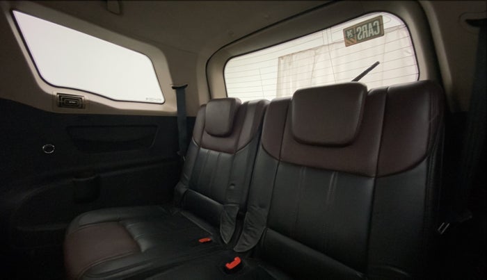 2014 Mahindra XUV500 W8, Diesel, Manual, 87,659 km, Third Seat Row ( optional )