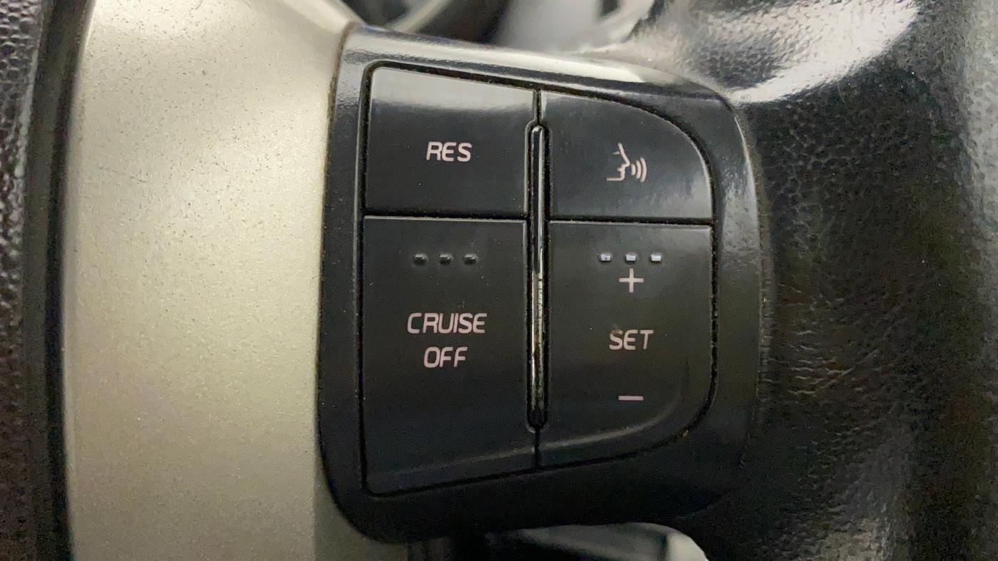 2014 Mahindra XUV500 W8, Diesel, Manual, 87,659 km, Adaptive Cruise Control