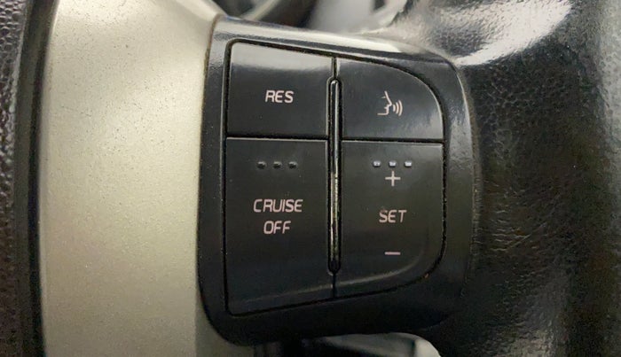 2014 Mahindra XUV500 W8, Diesel, Manual, 87,659 km, Adaptive Cruise Control