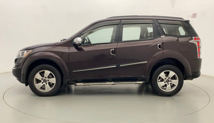 2014 Mahindra XUV500 W8, Diesel, Manual, 87,659 km, Left Side